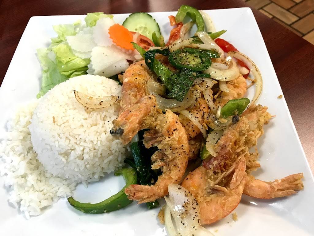 Pho U & Mi | restaurant | 1451 3rd Ave, Huntington, WV 25701, USA | 6818885338 OR +1 681-888-5338
