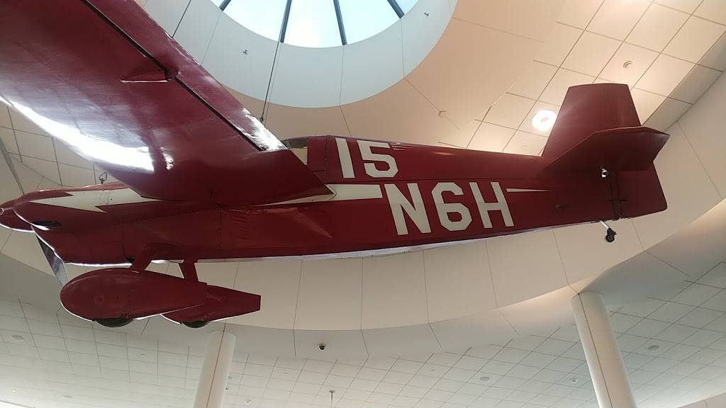 flight-deck-diner-restaurant-concourse-a-rochester-ny-14624-usa