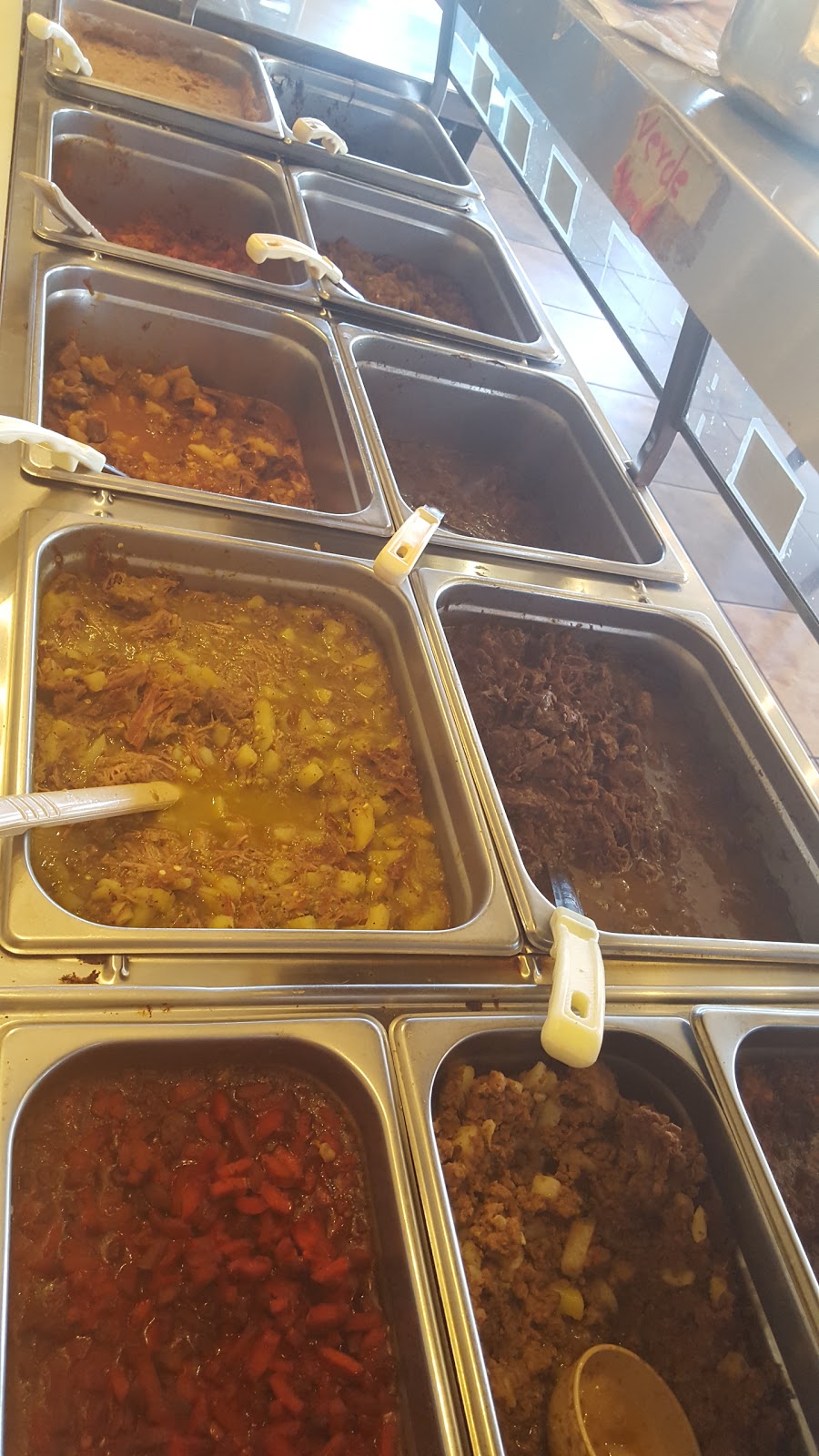 Las Lunas Bakery | bakery | 3333 Saul Kleinfeld Dr, El Paso, TX 79936, USA | 9159219700 OR +1 915-921-9700