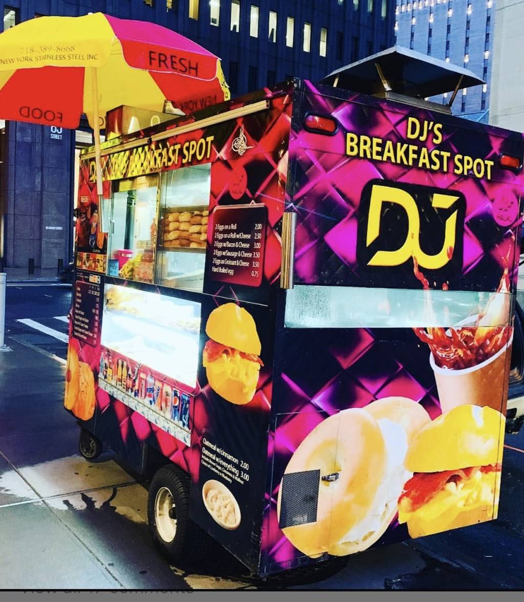 DJs Breakfast Spot | restaurant | 2-20 Stone St, New York, NY 10004, USA | 9739607044 OR +1 973-960-7044