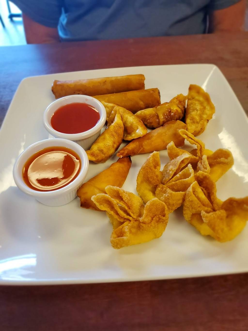 Beas Asian Cuisine | restaurant | 518 W Broadway, Spiro, OK 74959, USA | 9189625600 OR +1 918-962-5600