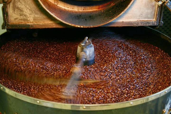 Eagle River Roasters | cafe | 339 W Pine St, Eagle River, WI 54521, USA | 7154797995 OR +1 715-479-7995