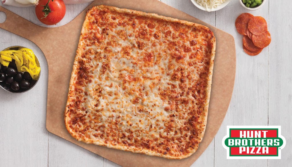 Hunt Brothers Pizza | restaurant | 2905 Wilkinson Pike, Maryville, TN 37803, USA | 8652334443 OR +1 865-233-4443