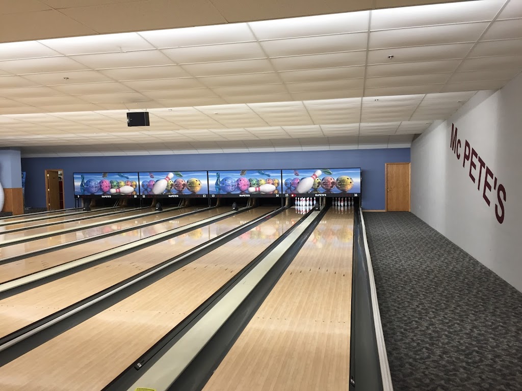 McPetes Sports Bar & Lanes | restaurant | 590 Humboldt Dr, Big Lake, MN 55309, USA | 7632636556 OR +1 763-263-6556