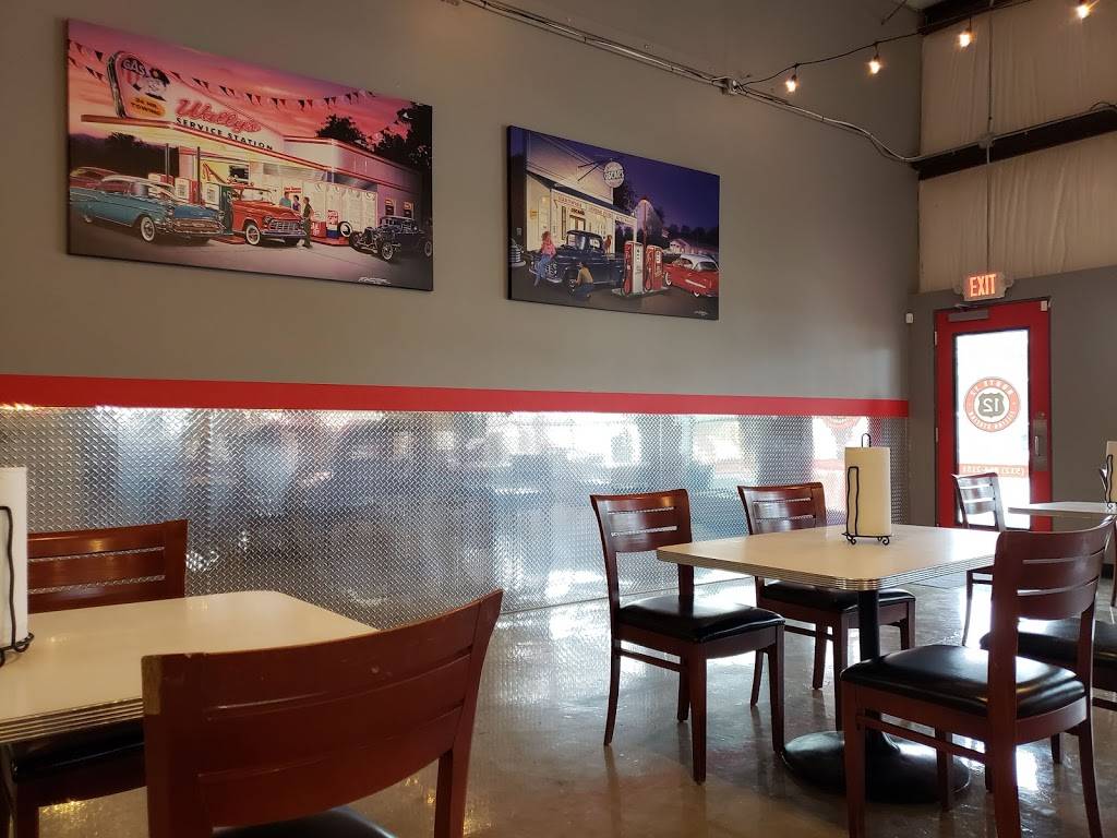 Route 12 Filling Station | restaurant | 31560 Ranch Rd 12 #214, Dripping Springs, TX 78620, USA | 5128942151 OR +1 512-894-2151