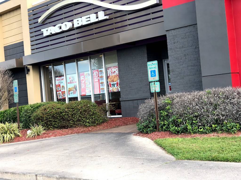 Taco Bell | meal takeaway | 1500-10 E Memorial Dr, Ahoskie, NC 27910, USA | 2523325297 OR +1 252-332-5297