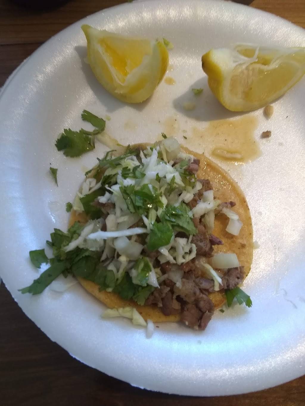 MAXIMOS TAQUERIA | restaurant | 260 030-013, Porterville, CA 93257, USA | 5597811291 OR +1 559-781-1291