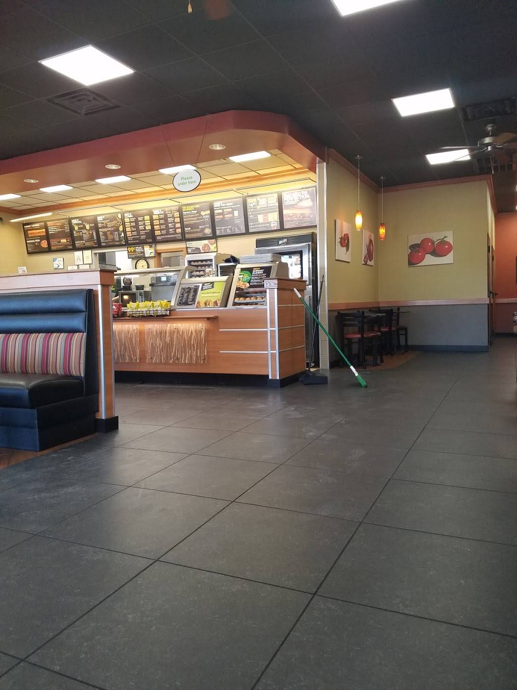 Subway | restaurant | 810 E Main St, Tupelo, MS 38804, USA | 6628444800 OR +1 662-844-4800