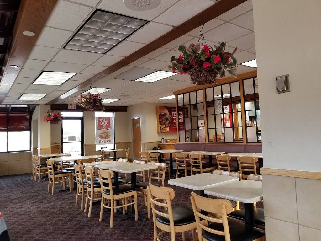 Wendy's - Restaurant | 5210 Sheridan Rd, Kenosha, WI 53140, USA