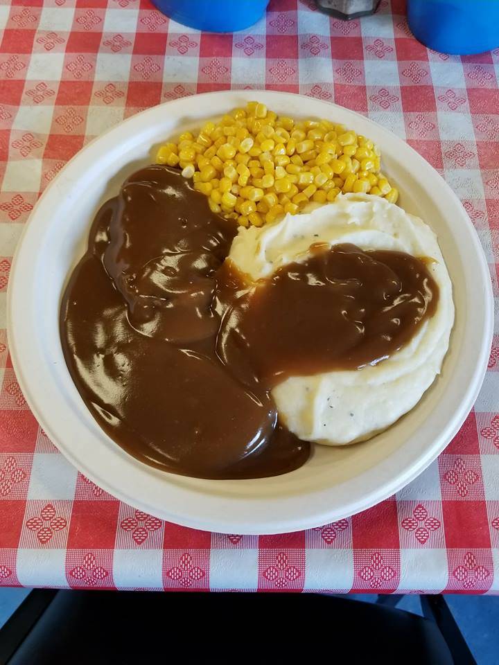 The Bar-B-Que Pit | restaurant | 409 S Dixie Hwy, P.O. BOX 214, Cave City, KY 42127, USA | 2707735555 OR +1 270-773-5555