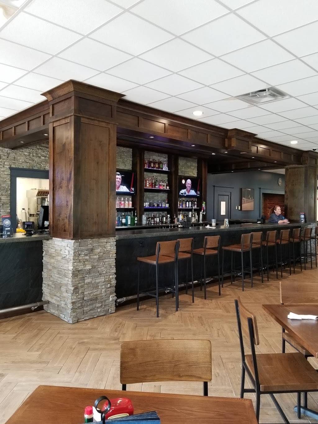 Pub 19 At Eagle Haven Golf Course Restaurant 1500 Hewitt Dr 