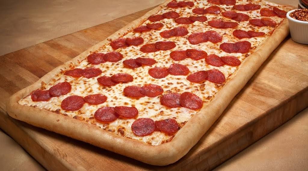 Pizza Loca | meal delivery | 14150 Paramount Blvd, Paramount, CA 90723, USA | 5624501075 OR +1 562-450-1075