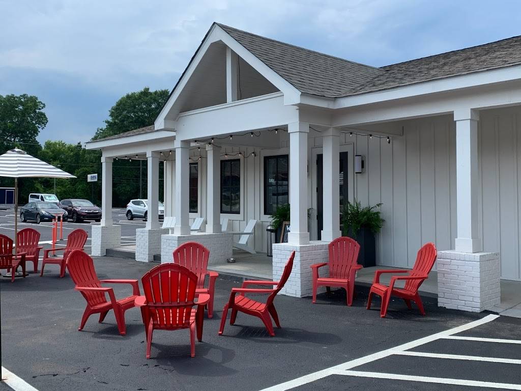 Whits Frozen Custard | restaurant | 89 Temple Ave, Newnan, GA 30263, USA | 6782988009 OR +1 678-298-8009