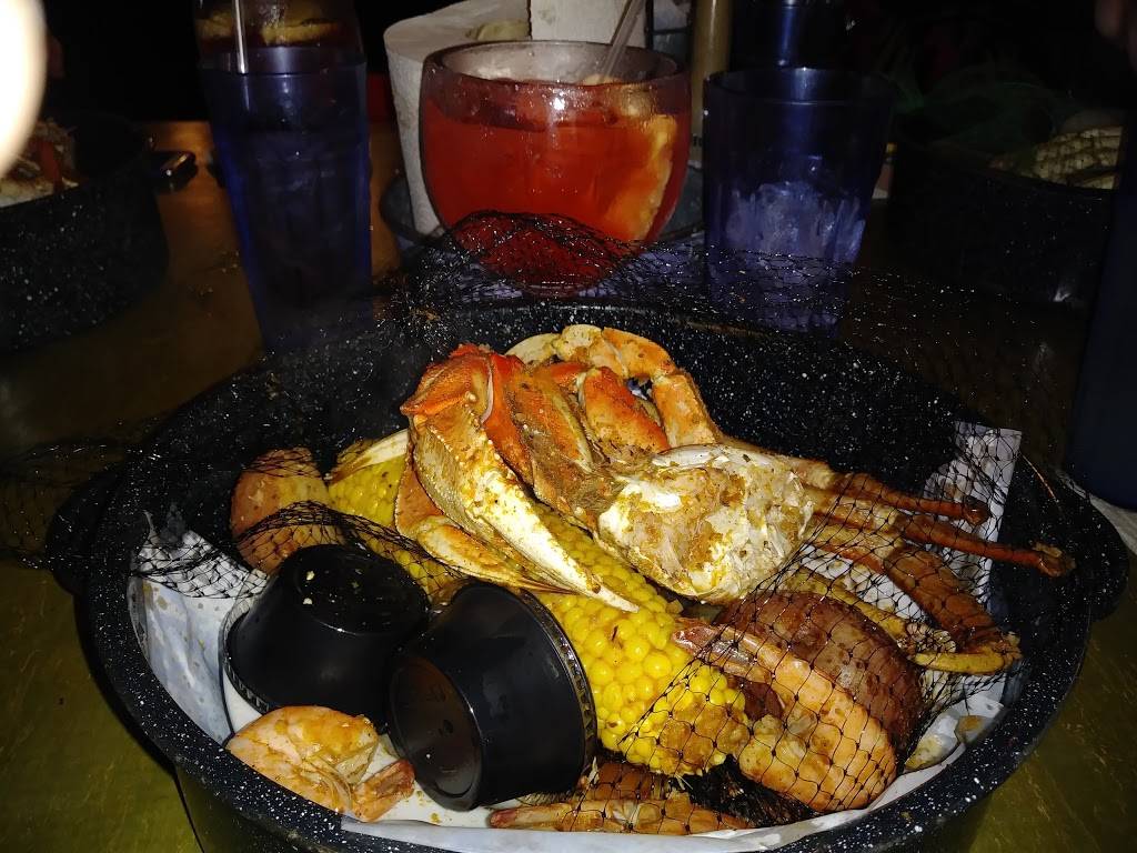 Joes Crab Shack | restaurant | 7990 Horizon Center Blvd, Memphis, TN 38133, USA | 9013847478 OR +1 901-384-7478