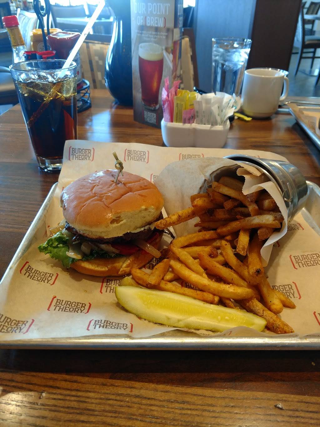 Burger Theory | restaurant | First Level, 600 N 4th St, Paducah, KY 42001, USA | 2703667614 OR +1 270-366-7614