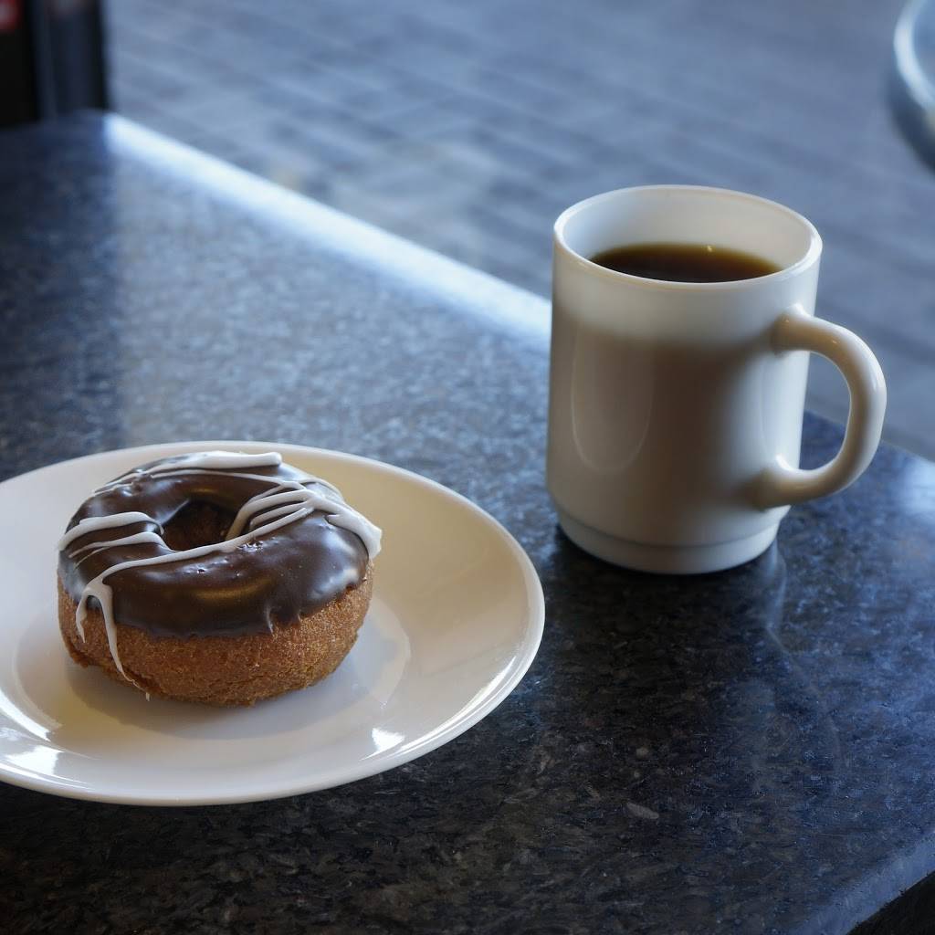 Donut Counter - Bakery | 3337 Bayview Ave, North York, ON M2K 1G4, Canada