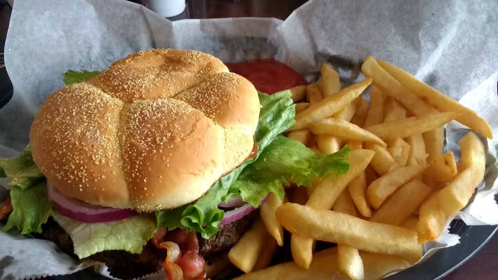 COURTHOUSE GRILL | restaurant | 250 1st Street, Hillsboro, MO 63050, USA | 6367894442 OR +1 636-789-4442