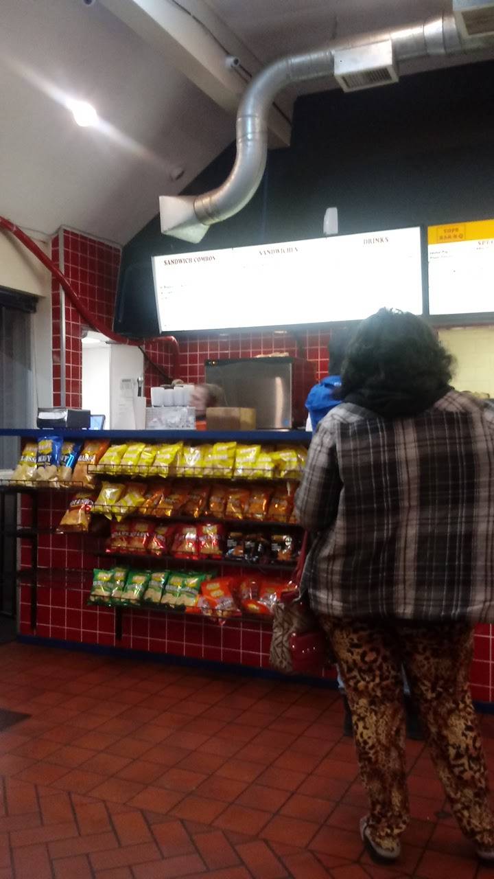 Tops Bar-B-Q | restaurant | 4183 Summer Ave #4043, Memphis, TN 38122, USA | 9013244325 OR +1 901-324-4325