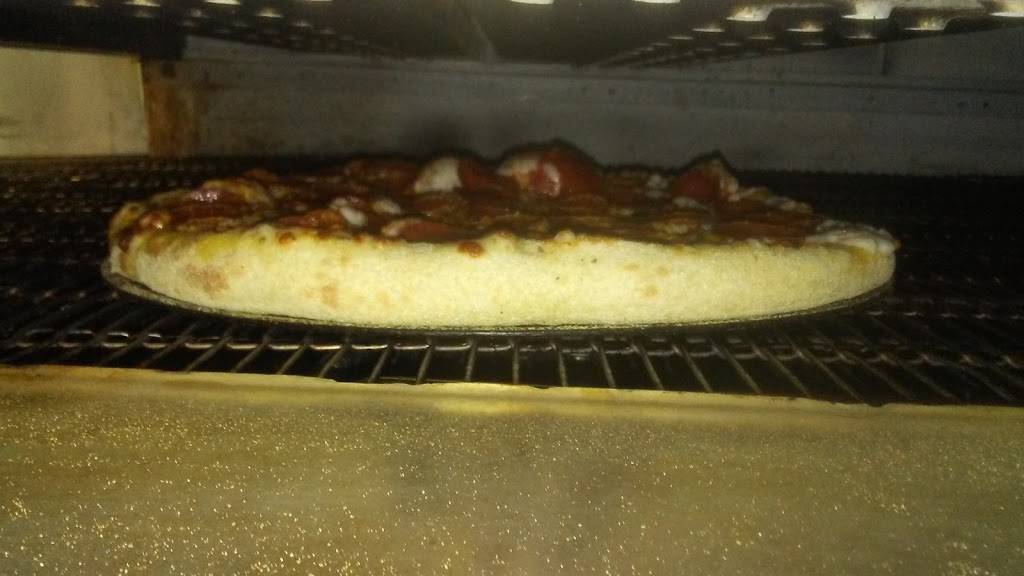Dominos Pizza | meal delivery | 110 Spring Ave, Spring Lake, NC 28390, USA | 9104364151 OR +1 910-436-4151