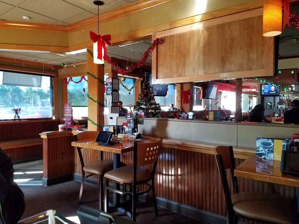 Applebees Clearwater