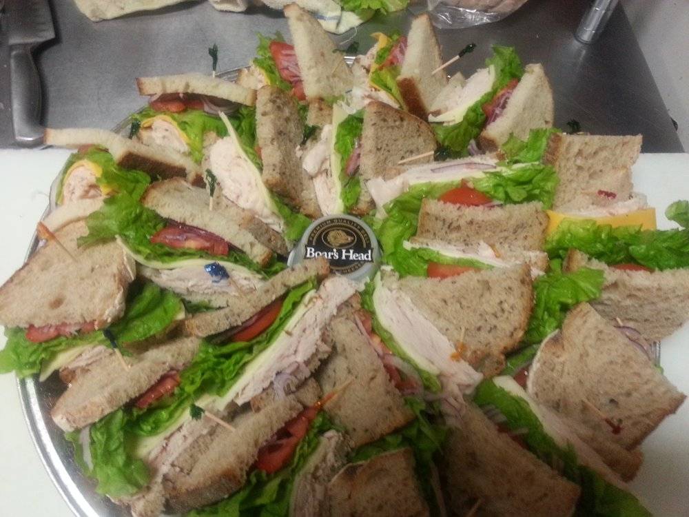 Papa Dukes Deli & Grill | meal delivery | 12169 Kirkham Rd, Poway, CA 92064, USA | 8586797955 OR +1 858-679-7955