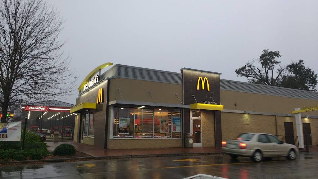 McDonald's 2278 O'Neal Ln, Baton Rouge, LA 70816, USA