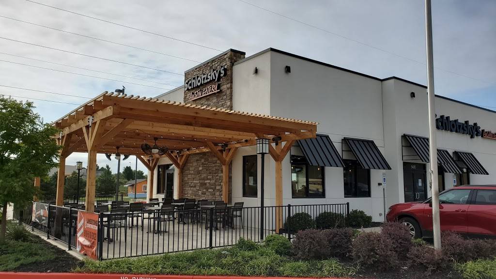 Schlotzskys | bakery | 9495 N Owasso Expy, Owasso, OK 74055, USA | 9189284577 OR +1 918-928-4577