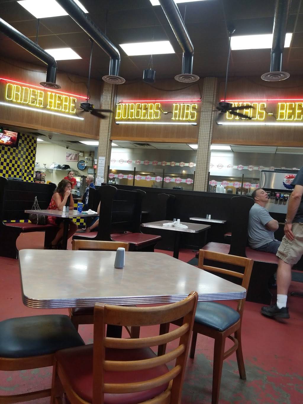 Billys Beef Hot Dogs & More | meal takeaway | 2020 US-12, Spring Grove, IL 60081, USA | 8156750340 OR +1 815-675-0340