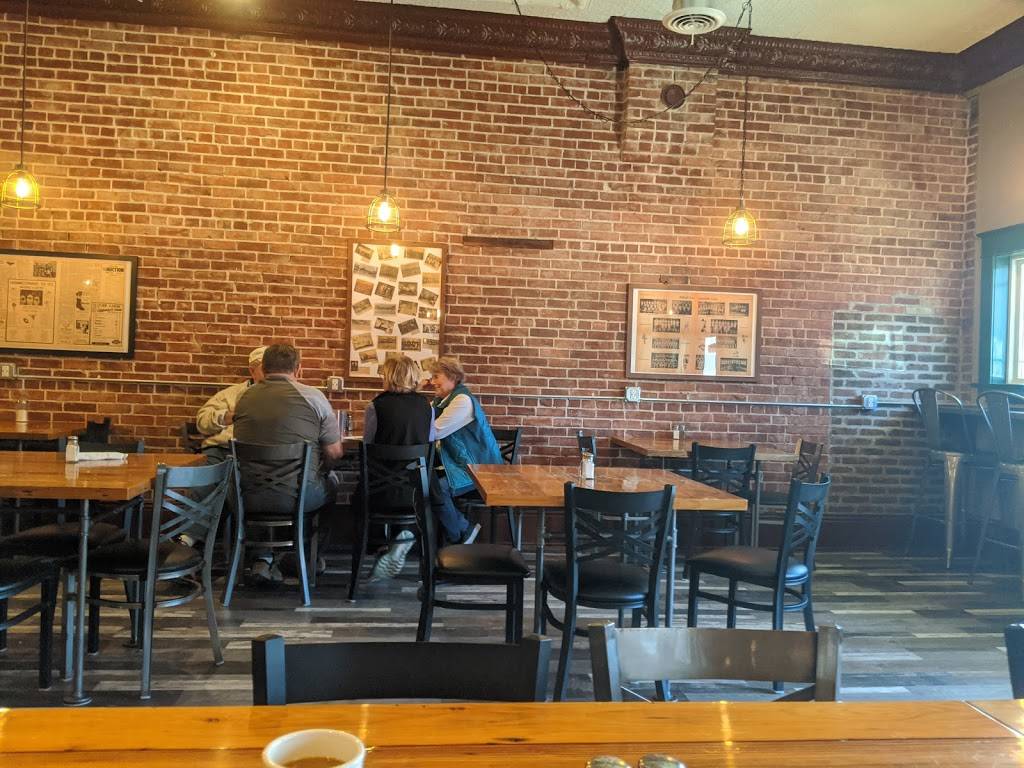 Hot Off the Press Coffee Shop | restaurant | 513 Main St, Wellsville, KS 66092, USA | 7858834000 OR +1 785-883-4000