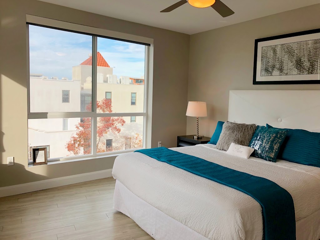 Vici Luxury Rentals 550 W Date St, San Diego, CA 92101, USA