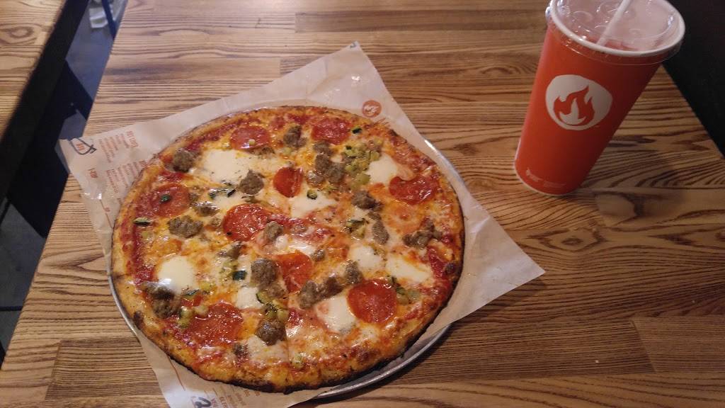 Blaze Pizza | meal takeaway | 111 Meadow Farm Rd Suite 100, Lafayette, LA 70508, USA | 3372050402 OR +1 337-205-0402