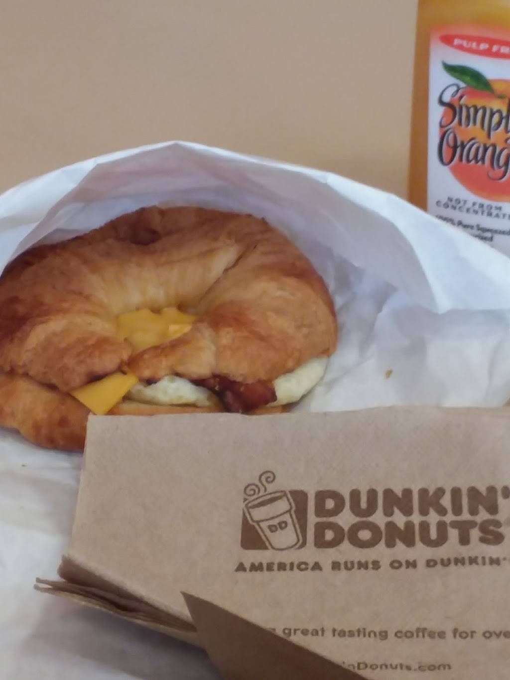Dunkin Donuts | cafe | 925 Hunts Point Ave, Bronx, NY 10459, USA | 7183785672 OR +1 718-378-5672
