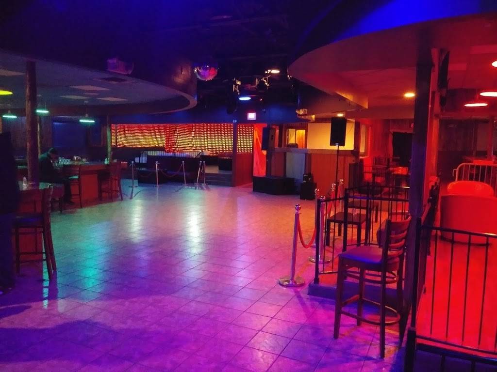 Truth Ultra Lounge | restaurant | 1748 E Dublin Granville Rd, Columbus, OH 43229, USA | 6145972369 OR +1 614-597-2369