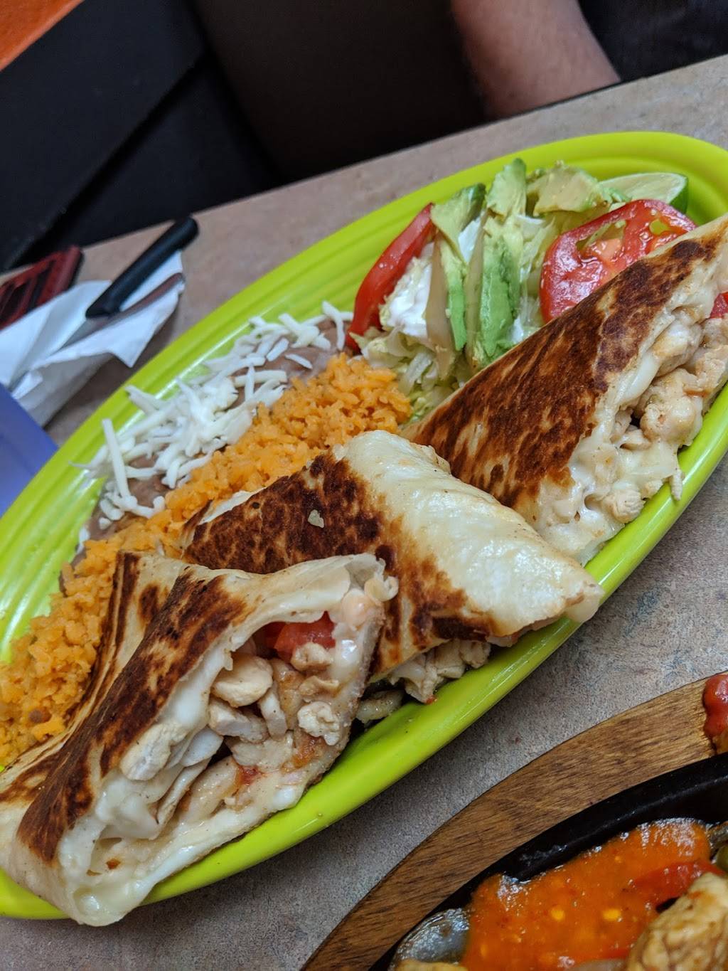 Sabor Latino Taqueria | restaurant | 139 Red Bank Rd, Goose Creek, SC 29445, USA | 8432020380 OR +1 843-202-0380