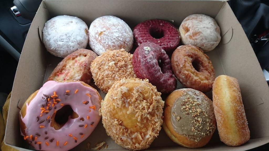Frankies Donuts and Pizza | bakery | 717 Portage Rd, Niagara Falls, NY 14301, USA | 7162857494 OR +1 716-285-7494
