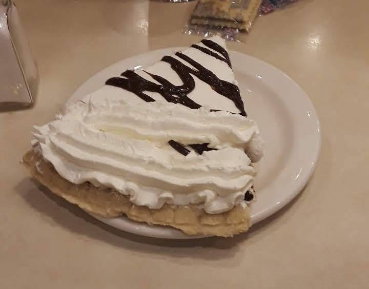K&W Cafeterias | restaurant | 4242 Electric Rd, Cave Spring, VA 24018, USA | 5409893369 OR +1 540-989-3369
