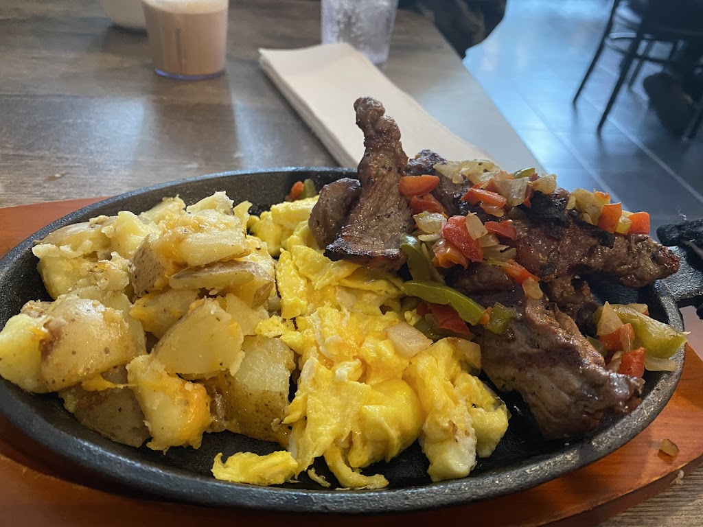 Skil-Lit Cafe | restaurant | 113 S Warren St, Trenton, NJ 08608, USA | 6093967775 OR +1 609-396-7775