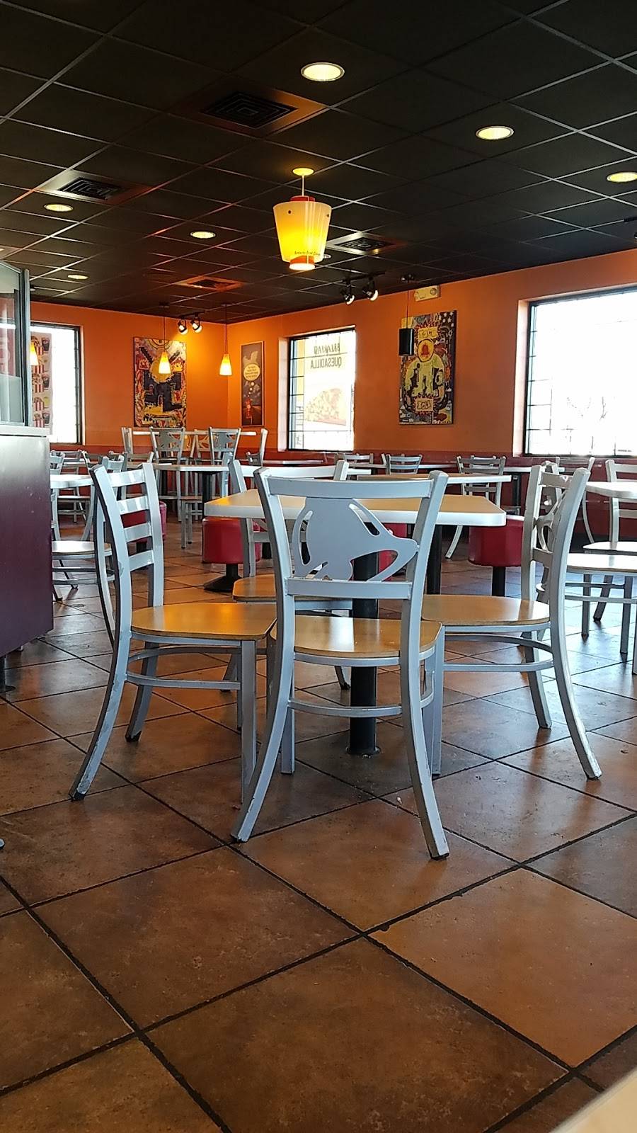 Taco Bell | meal takeaway | 1905 N Broadway St, Poteau, OK 74953, USA | 9186474884 OR +1 918-647-4884