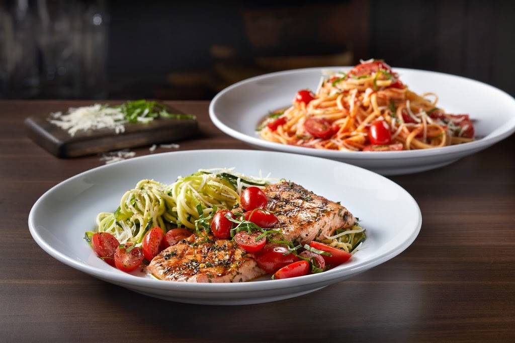 Dave & Busters | restaurant | 1554 Parkway, Sevierville, TN 37862, USA | 8658683500 OR +1 865-868-3500