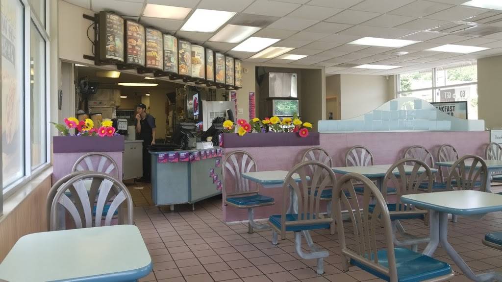 Taco Bell | meal takeaway | 158 Highland Crossing, Ellijay, GA 30540, USA | 7062768226 OR +1 706-276-8226