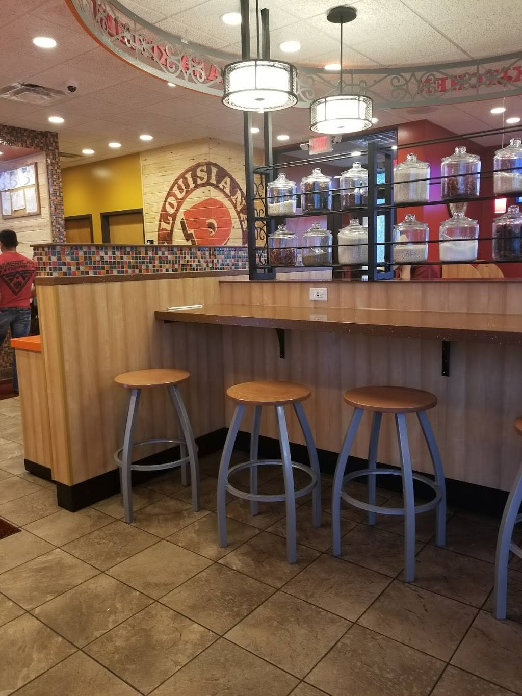 Popeyes Louisiana Kitchen | restaurant | 10508 DIberville Blvd, DIberville, MS 39540, USA | 2282808886 OR +1 228-280-8886