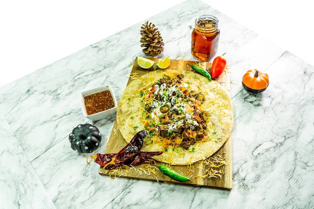 Big Madre - Tacos y Tortas | restaurant | 16160 I-10, Baytown, TX 77523, USA | 3462410040 OR +1 346-241-0040