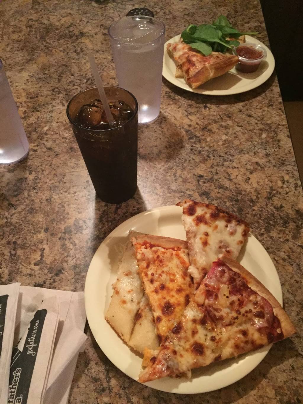 Godfathers Pizza | meal delivery | 5402 NE Antioch Rd, Kansas City, MO 64119, USA | 8164543200 OR +1 816-454-3200
