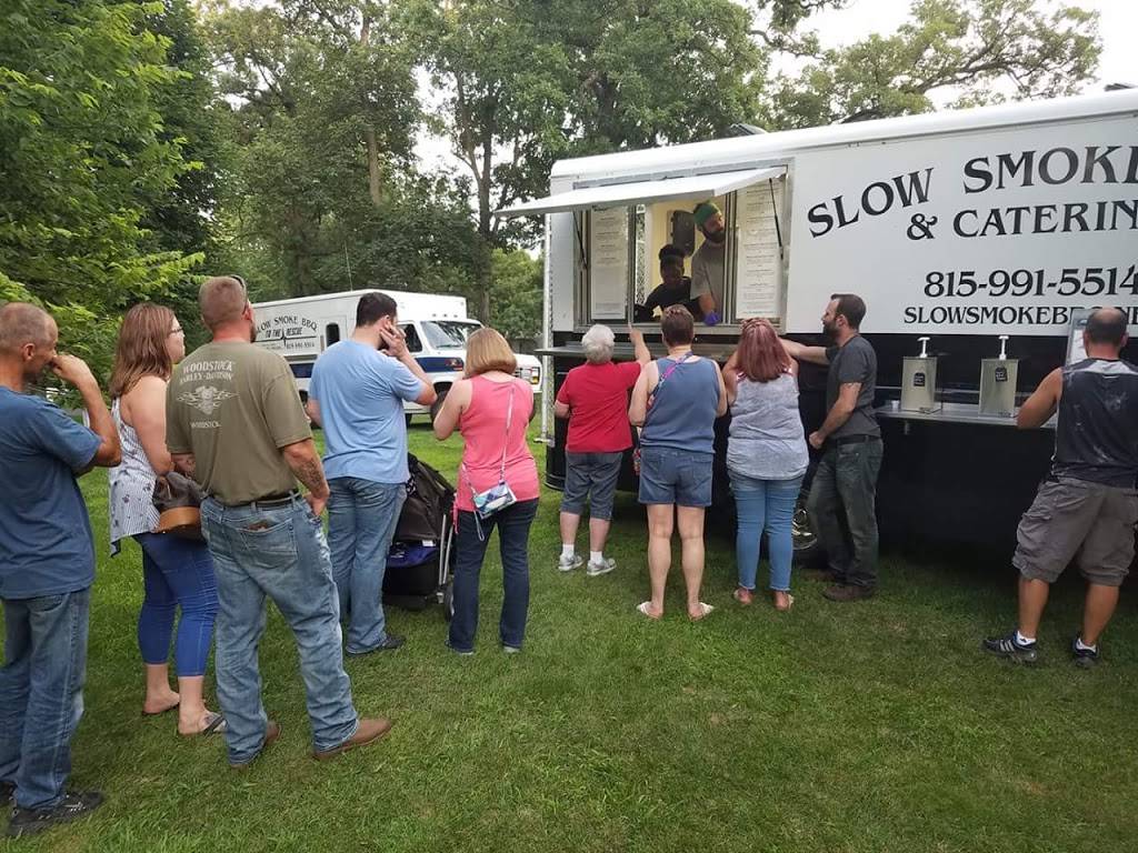 Slow Smoke BBQ | restaurant | 265 W Peace Rd #102, Sycamore, IL 60178, USA | 8159915514 OR +1 815-991-5514