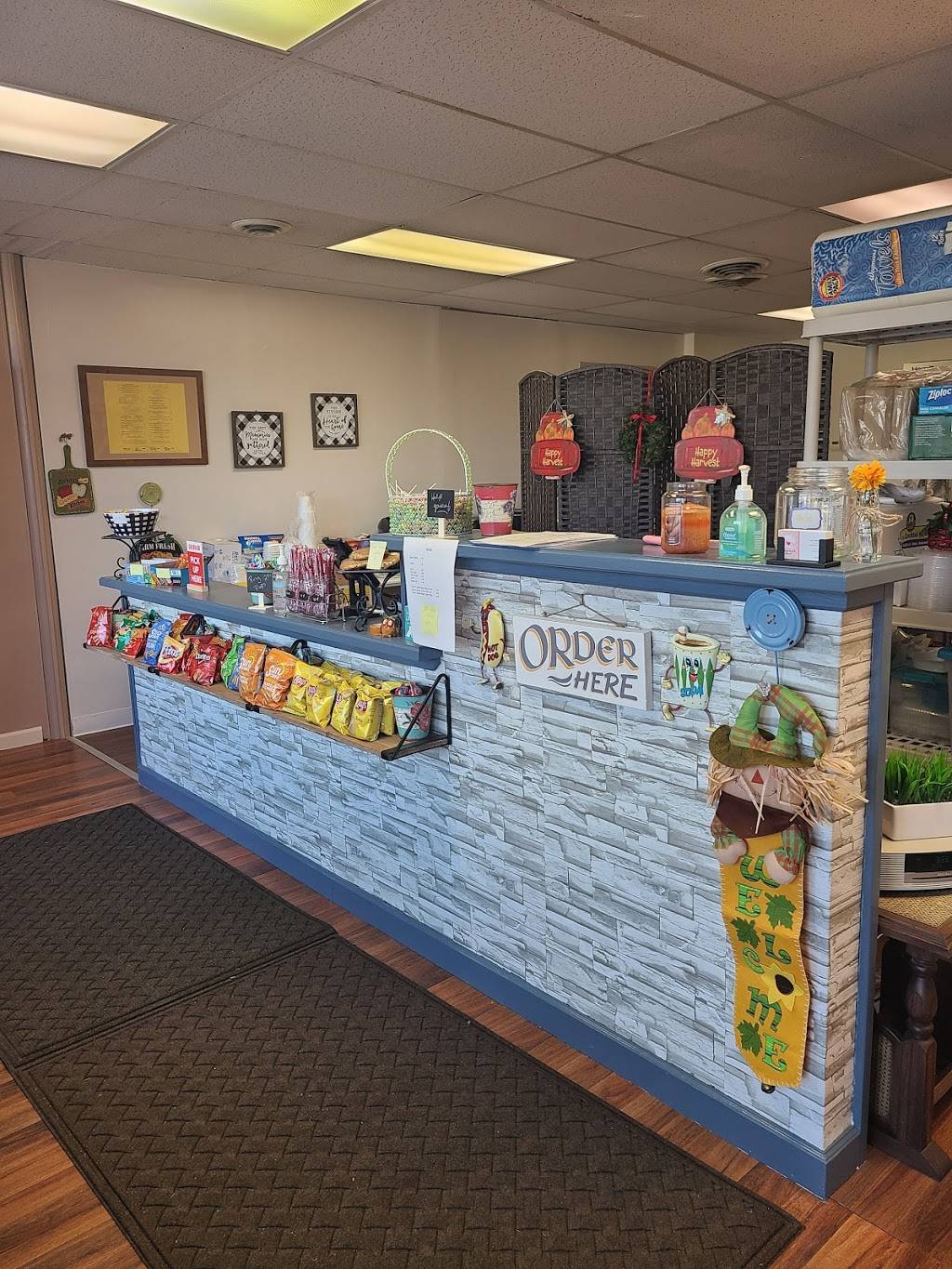 The Big Fork and Spoon | meal takeaway | 1582 Eggert Rd, Buffalo, NY 14226, USA | 7165361066 OR +1 716-536-1066