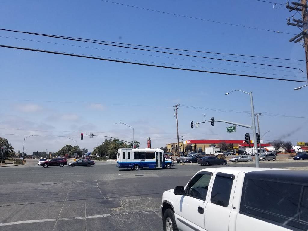 7-Eleven | bakery | 1020 Terven Ave, Salinas, CA 93901, USA | 8317546382 OR +1 831-754-6382