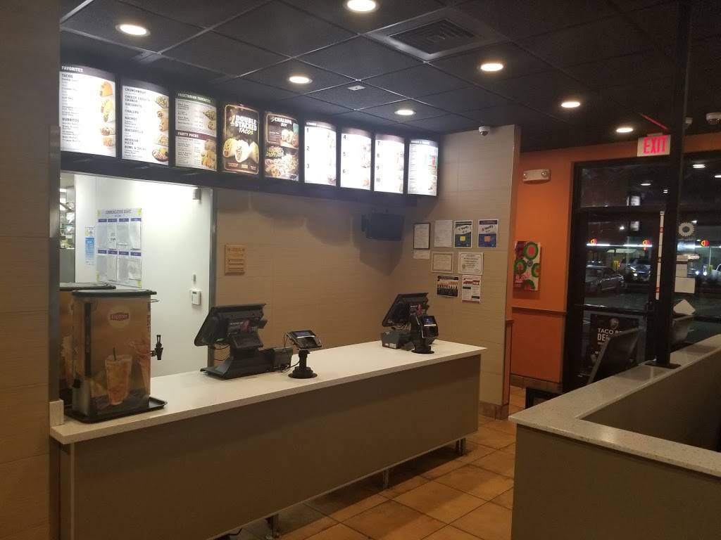 Taco Bell | meal takeaway | 3100 E Milton Ave, Youngsville, LA 70592, USA | 3378562693 OR +1 337-856-2693