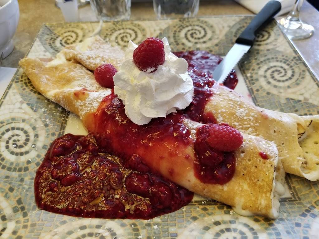 Déjeuner Cosmopolitain | restaurant | 983 Boul Saint-Jean, Pointe-Claire, QC H9R 5K3, Canada | 5146978529 OR +1 514-697-8529