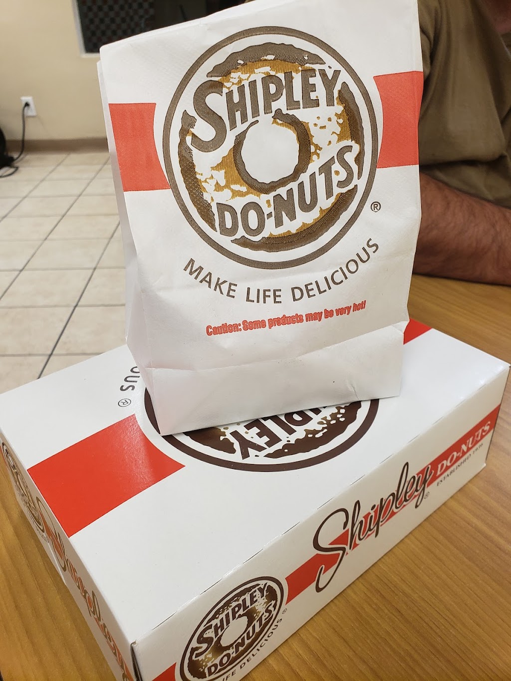 Shipley Do-Nuts | bakery | 1900 W University Dr, Edinburg, TX 78539, USA | 9563789300 OR +1 956-378-9300