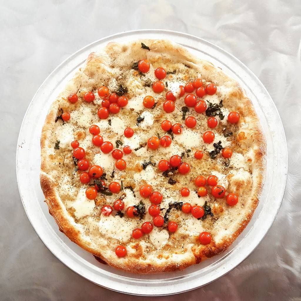 Crust Around The Corner | meal delivery | e, 345 Montauk Hwy, East Moriches, NY 11940, USA | 6314009955 OR +1 631-400-9955